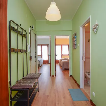Cozy And Family * Лиссабон
